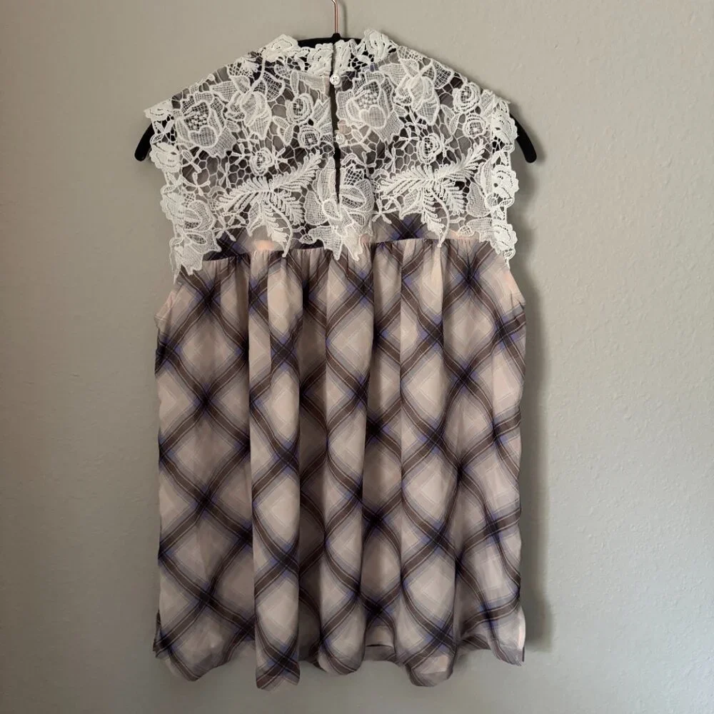 🌸 LOFT Lace Top Sleeveless Plaid Blouse Medium 🌸